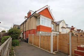 3 bedroom Property for sale